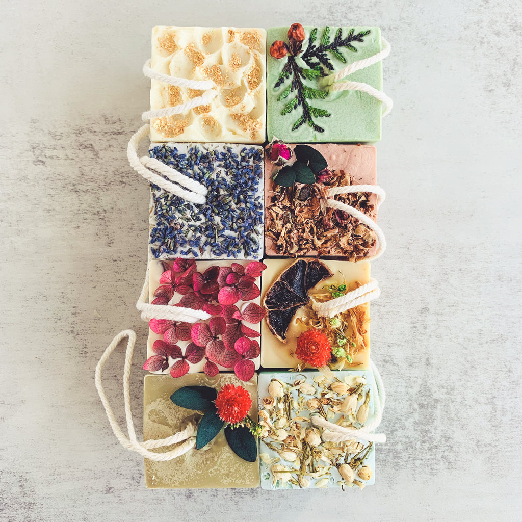 SAVON CUBE AUX HUILES ESSENTIELLES DE SAPINS - Kimo Soaps