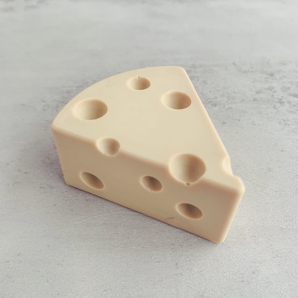 Savon FROMAGE SUISSE | SWISS CHEESE Soap - Kimo Soaps