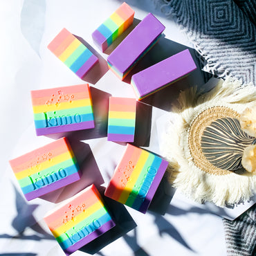 Savon ARC-EN-CIEL | RAINBOW Soap - Kimo Soaps