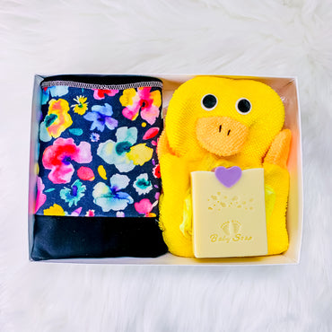 COFFRET CADEAU BÉBÉ SOURIANT Couche + Gant de bain + Savon