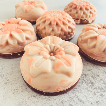 SAVON LUFFA BOIS DE SANTAL & AMBRE