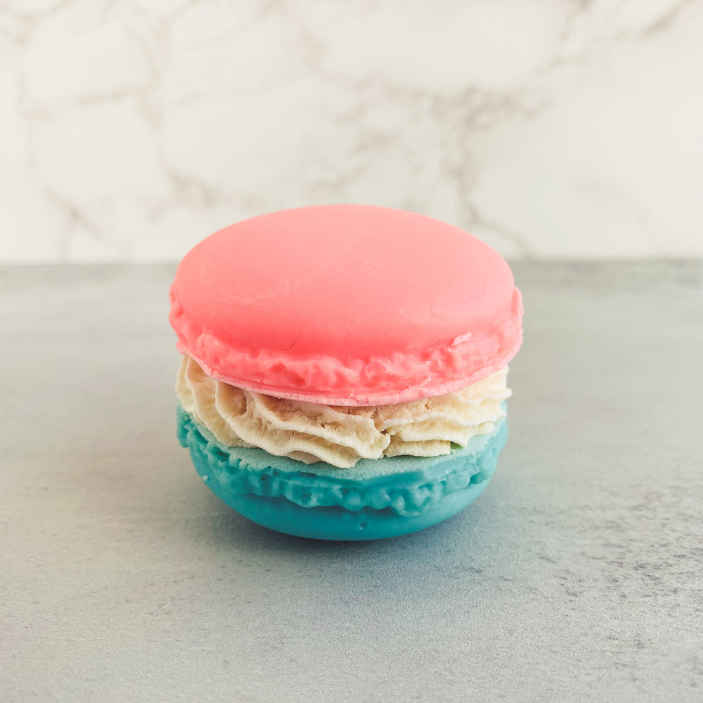 Savon Macaron FRAISE & BLEUET | STRAWBERRY & BLUEBERRY Macaroon Soap - Kimo Soaps
