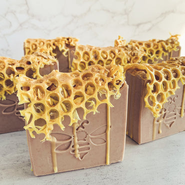 SAVON MIEL & AVOINE - Kimo Soaps